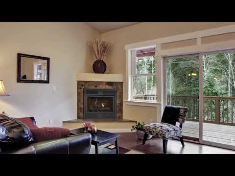 Monessen Symphony 32" Vent Free Fireplace System IPI Control 28,000 BTU, Natural Gas, Traditional Style